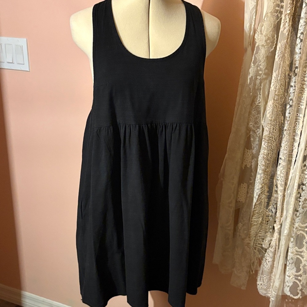 Classic Black Sleeveless Babydoll Dress
